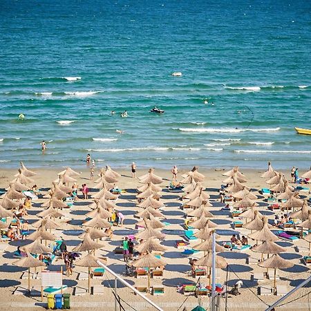 Blacksearama Apartment- Spa, Pools And Parking Mamaia Luaran gambar
