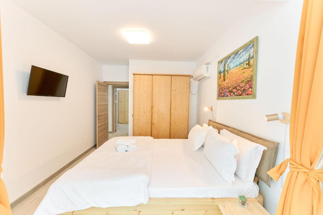 Blacksearama Apartment- Spa, Pools And Parking Mamaia Luaran gambar
