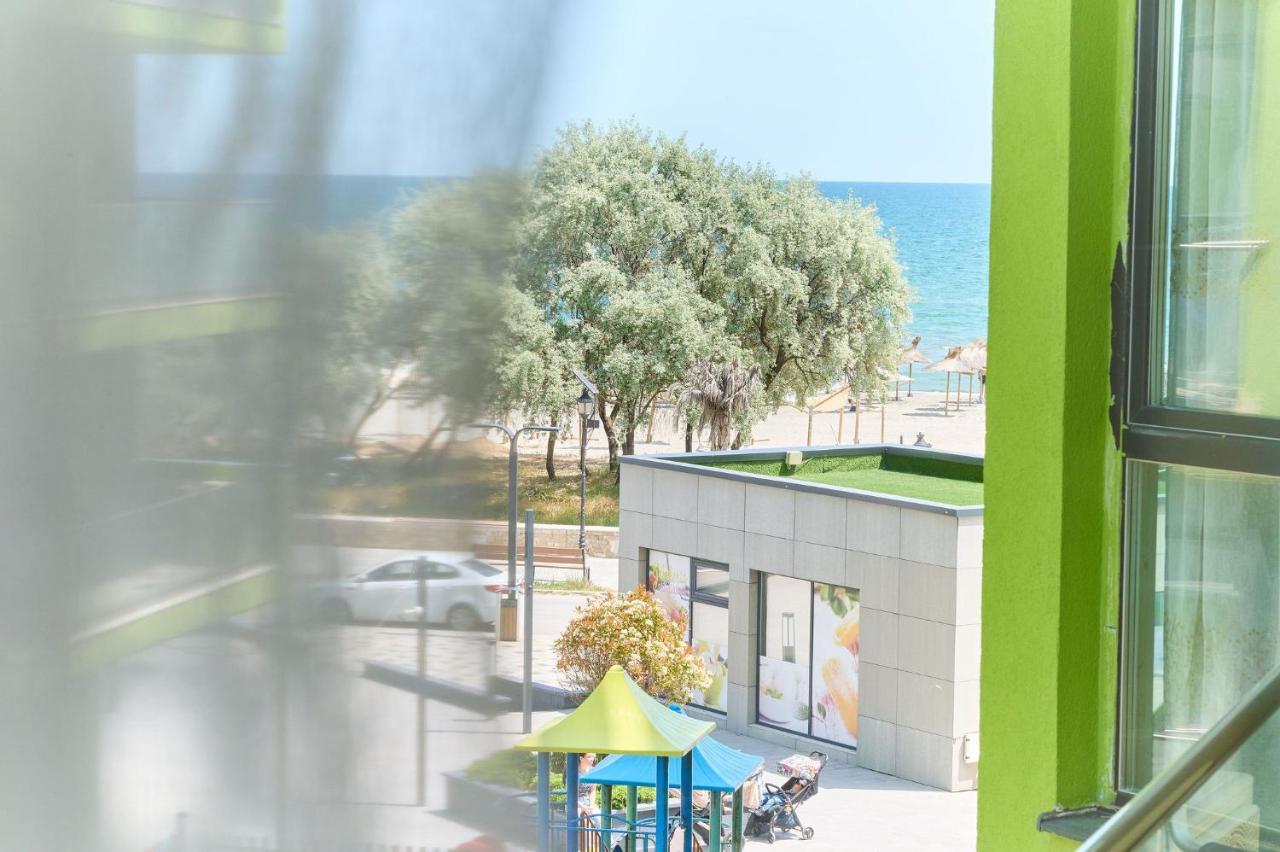Blacksearama Apartment- Spa, Pools And Parking Mamaia Luaran gambar