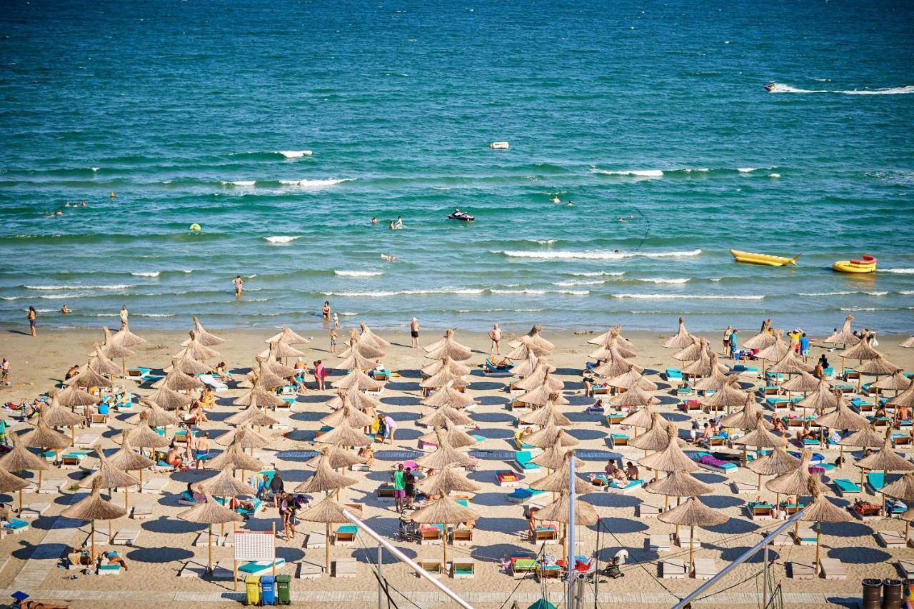 Blacksearama Apartment- Spa, Pools And Parking Mamaia Luaran gambar