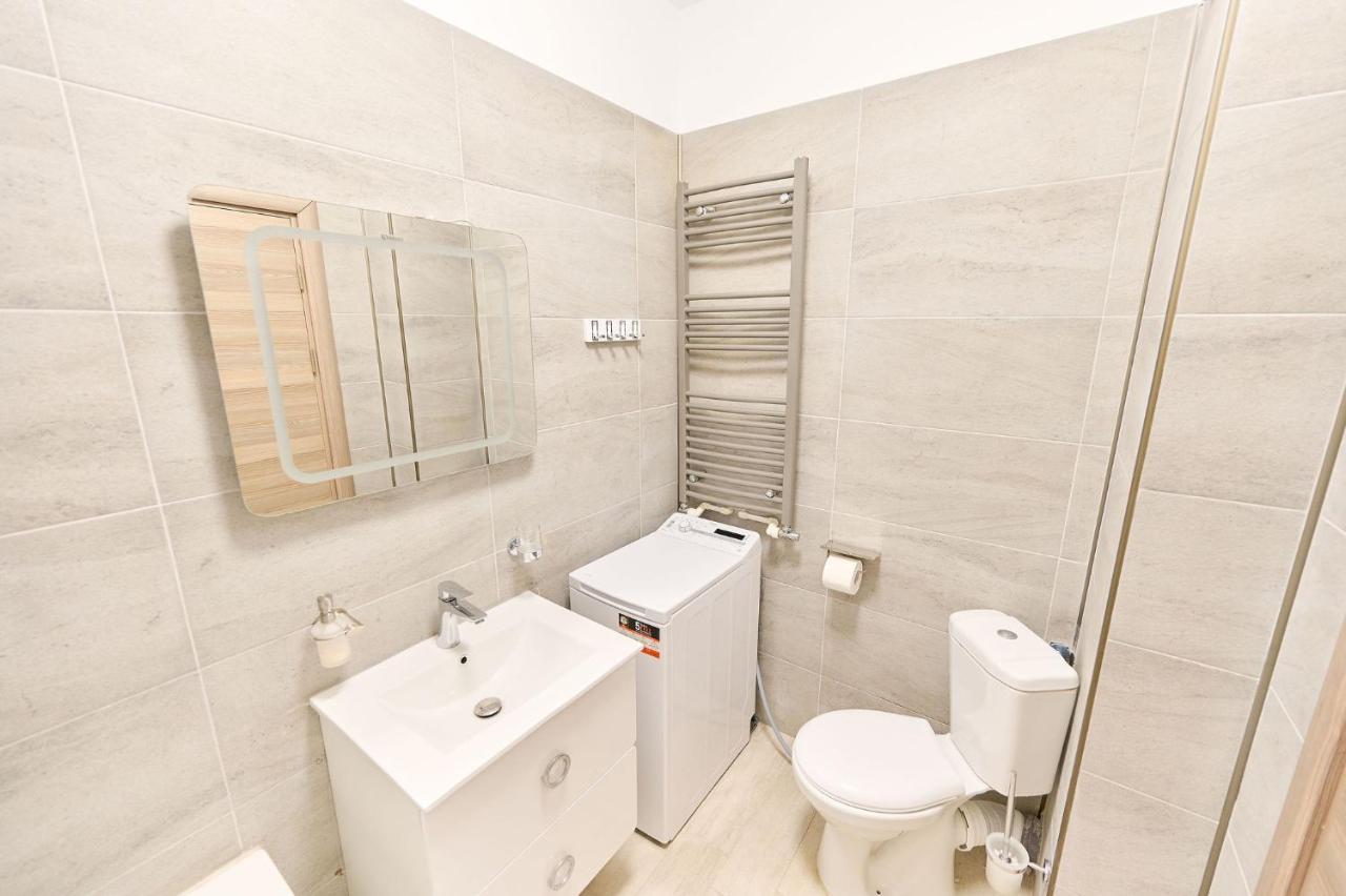 Blacksearama Apartment- Spa, Pools And Parking Mamaia Luaran gambar